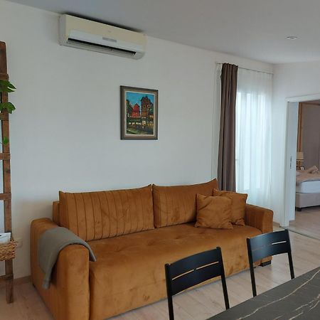 Apartment Da Vita Ровин Екстериор снимка