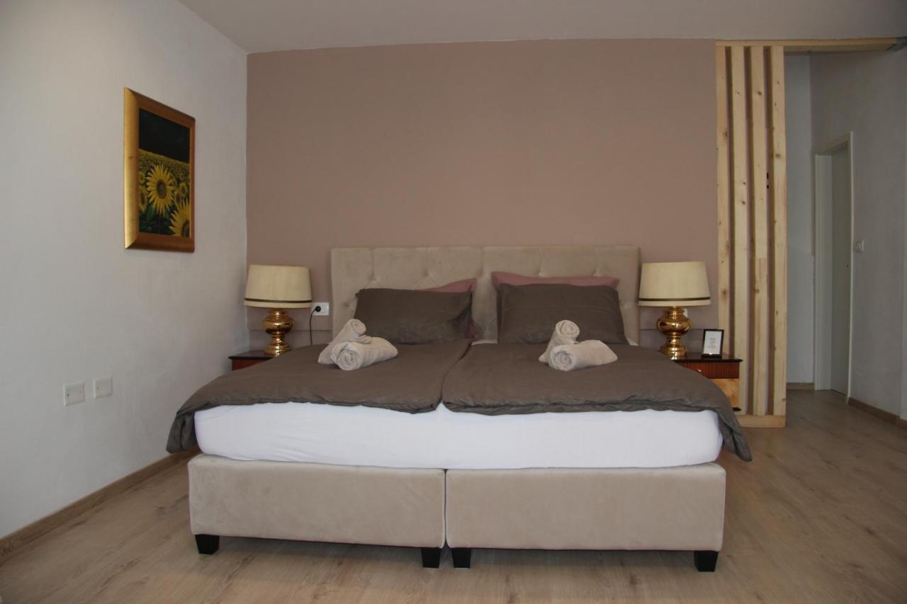Apartment Da Vita Ровин Екстериор снимка