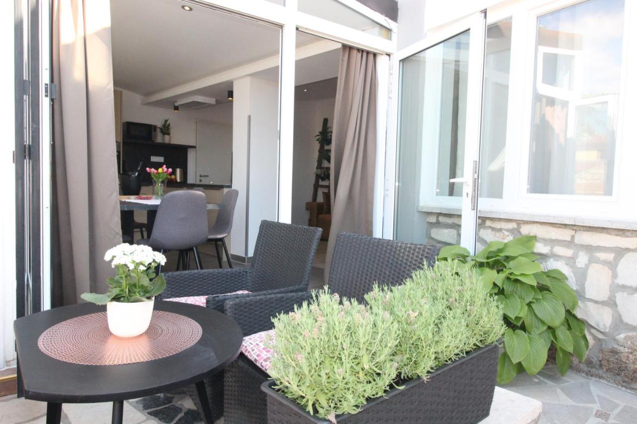 Apartment Da Vita Ровин Екстериор снимка