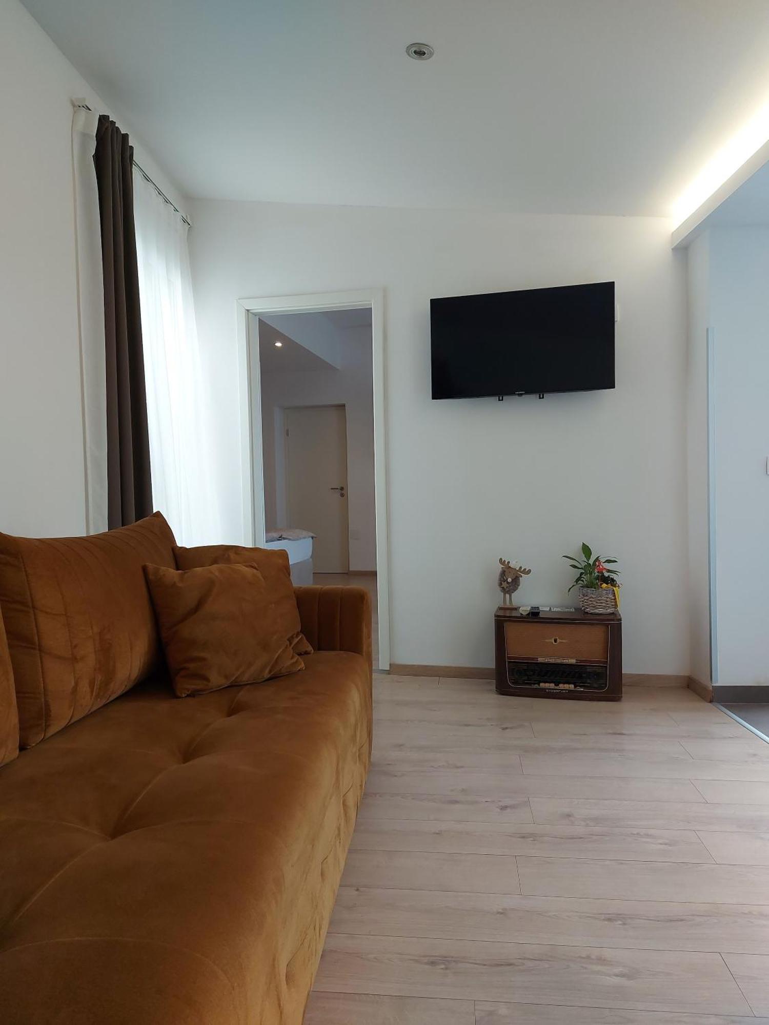 Apartment Da Vita Ровин Екстериор снимка